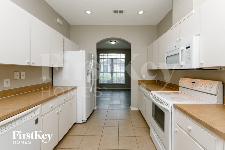 Building Photo - 2754 Berkford Cir