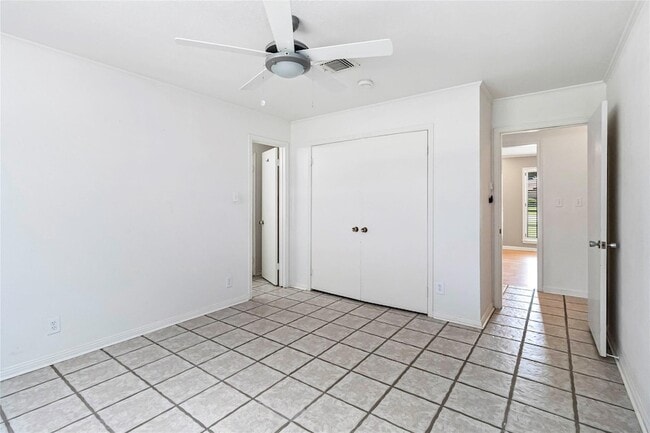 Building Photo - 730 N Sarah Jo St