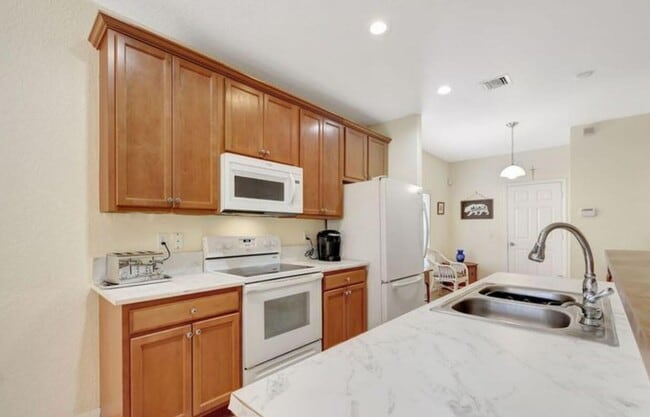 Building Photo - 9322 Treasure Coast St