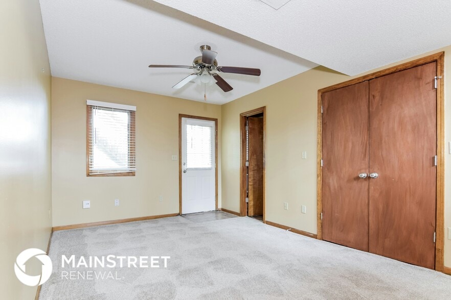 Building Photo - 207 Mesa Dr