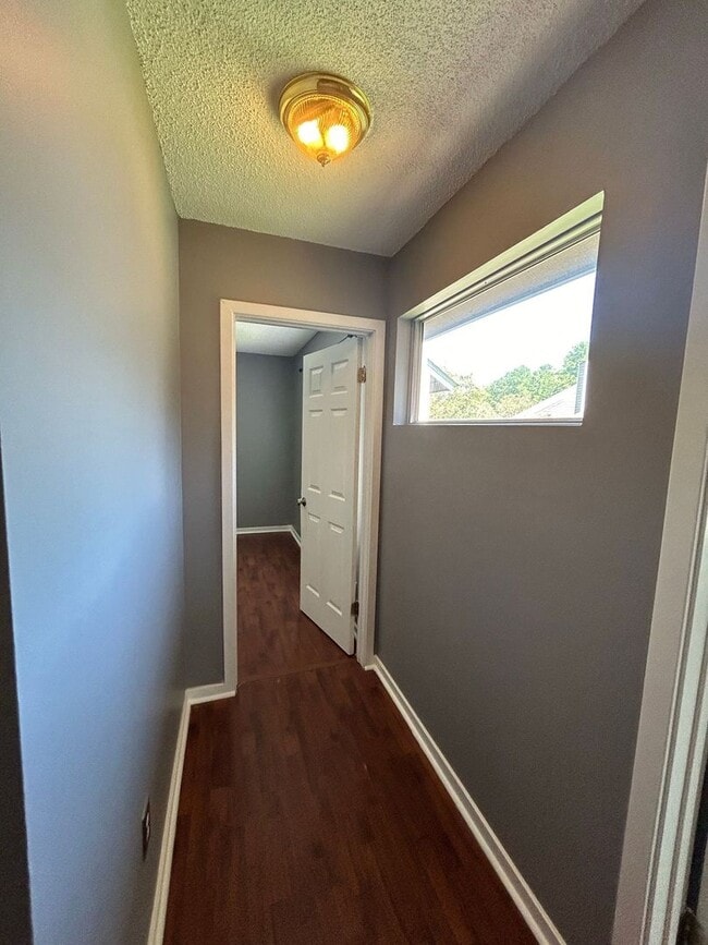 Building Photo - Charming 2 bedroom townhome in The Arbor @...