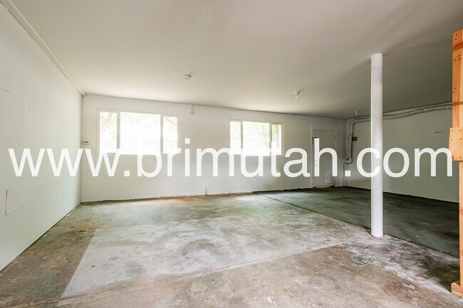 Building Photo - 3738 S 700 E