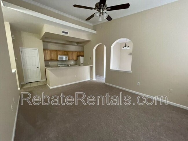 Building Photo - 10075 Gate Pkwy N