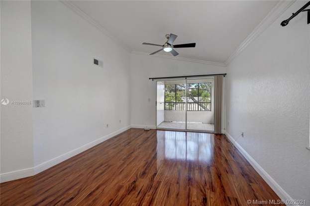Building Photo - 2850 N Oakland Forest Dr