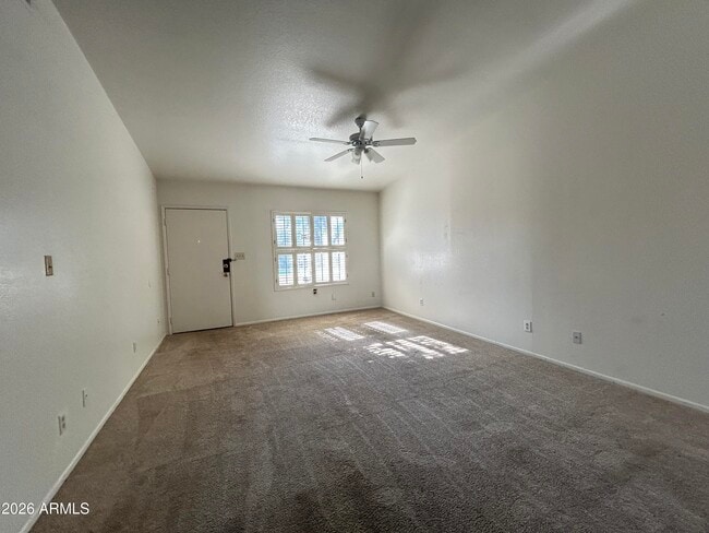 Building Photo - 6230 N 33rd Ave