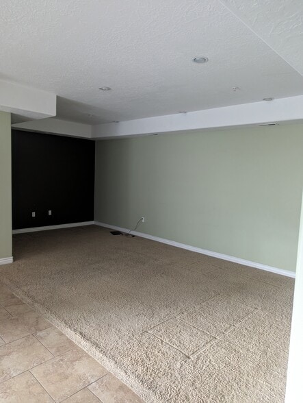 Building Photo - 1235 E Wolf Hollow Ln