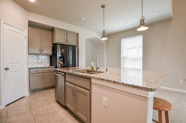 Building Photo - 15219 Stuart Bat Cave Ln