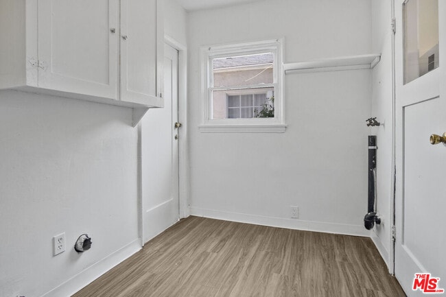 Building Photo - 6087 Horner St
