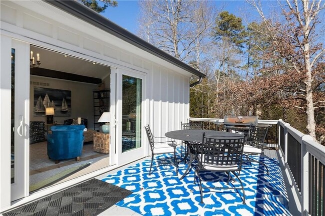 Building Photo - 4035 Lacey Dr