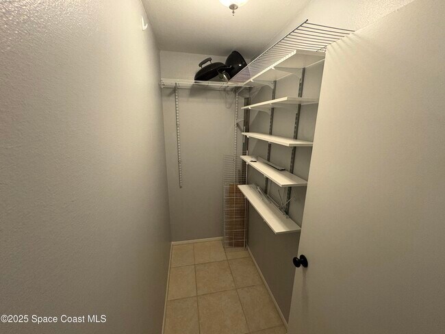 Building Photo - 1821 Long Iron Dr