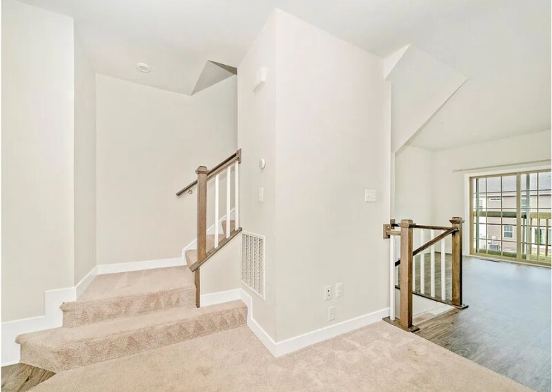 Building Photo - 10718 Lamoka Ln