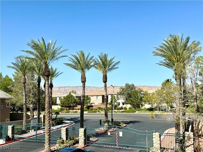 Building Photo - 2052 Turquoise Ridge St