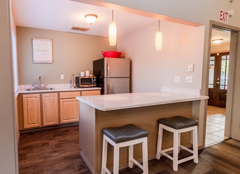 The Lakes at Fife 2301 58th Ave E Fife WA 98424 Apartment Finder