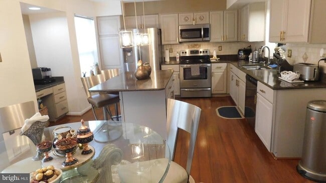 Building Photo - 5220 Winding Star Cir