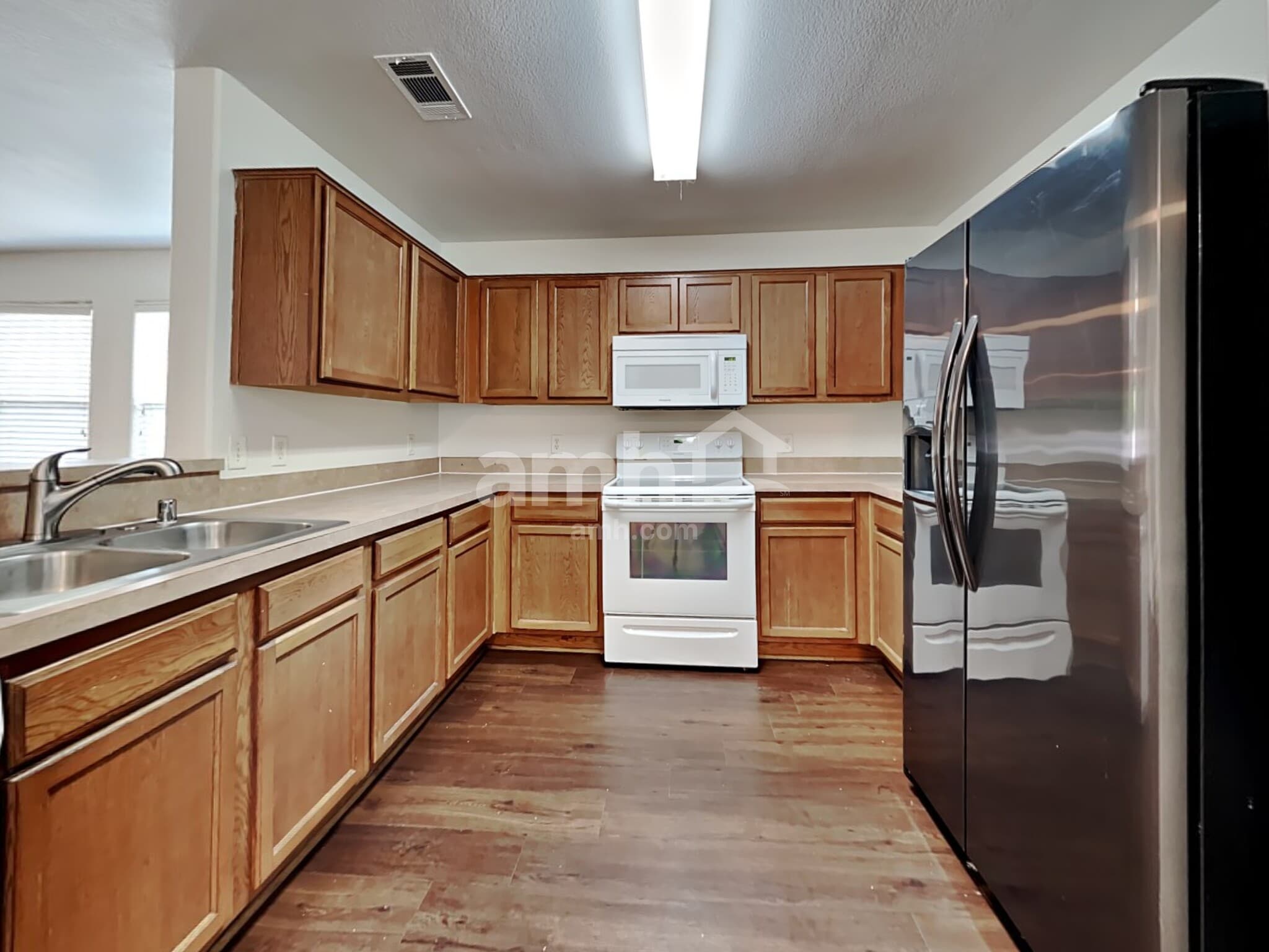 Building Photo - 1966 Courtside Dr