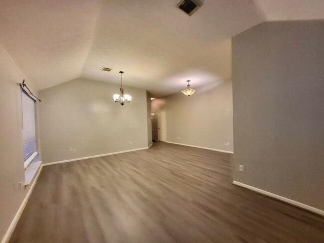 Building Photo - 10611 Sunswept Fields Ln