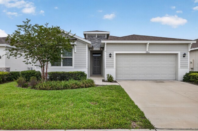 Building Photo - 4 Bedroom in Gated Community!