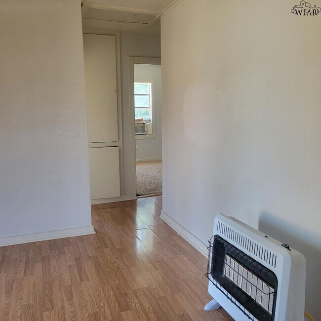 Building Photo - 1138 Covington St