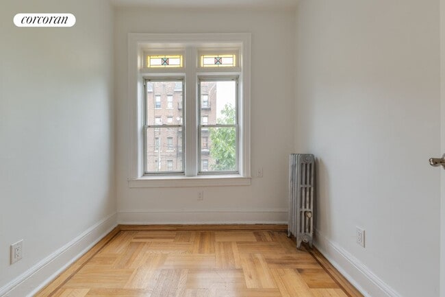 Building Photo - 152 E 53rd St