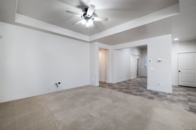 Building Photo - Comfort & Style: Spacious 3-Bed, PLUS LARGE OFFICE, 2-Bath Retreat in DESERT CANYON"