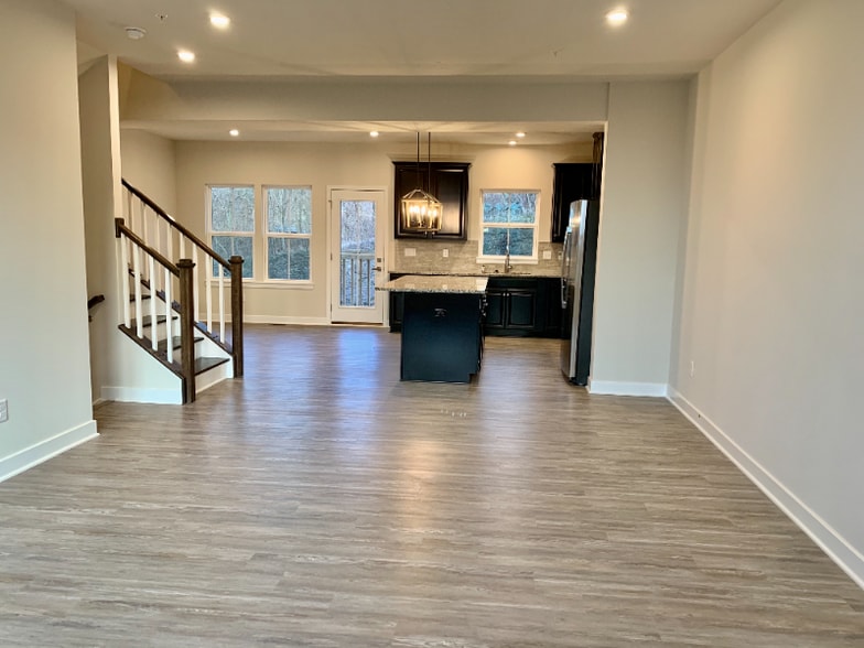 Building Photo - 115 Moyer Hill Dr