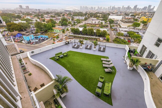 Building Photo - 1 Glen Royal Pkwy