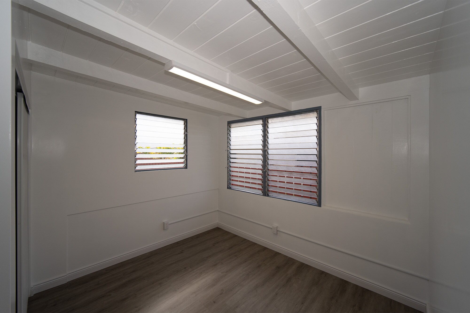 Building Photo - 1957 Hoohai St