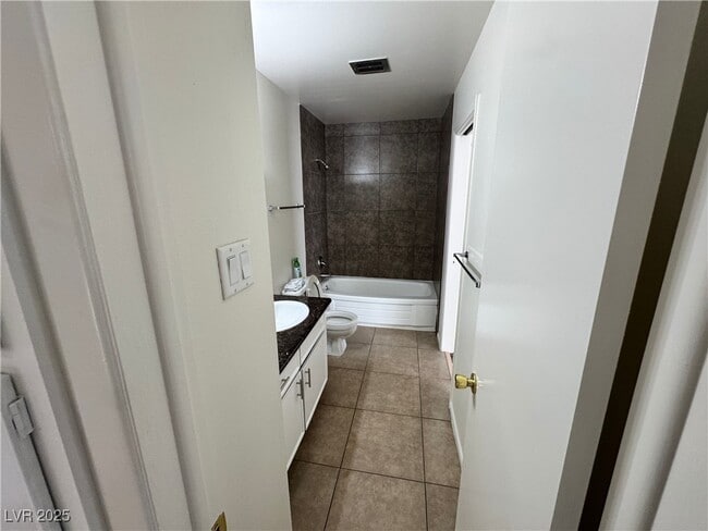 Building Photo - 2539 Winterwood Blvd