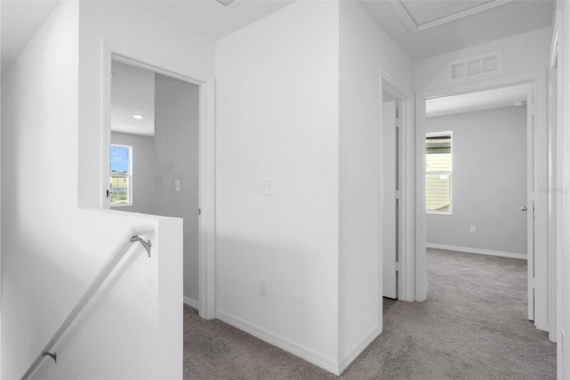 Building Photo - 5242 Fez Ct