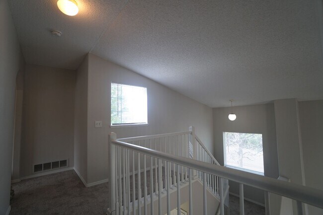 Building Photo - 6613 Payette Dr