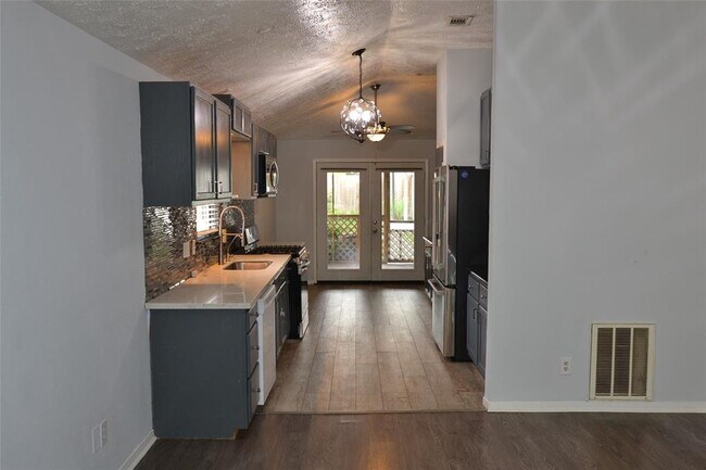 Building Photo - 20522 Burwood Cir