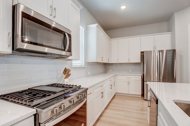 Building Photo - 7551 Millingston Rd