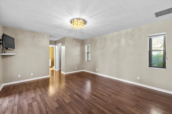 Building Photo - 5434 NW 87th Terrace