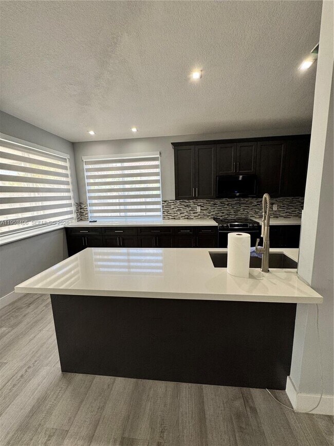 Building Photo - 8778 NW 169th Terrace