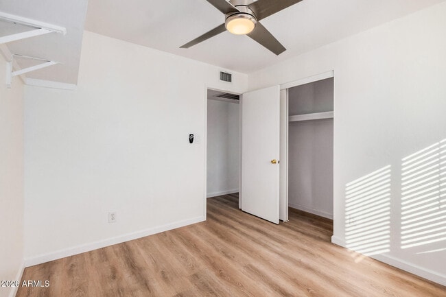 Building Photo - 11009 S Tewa St