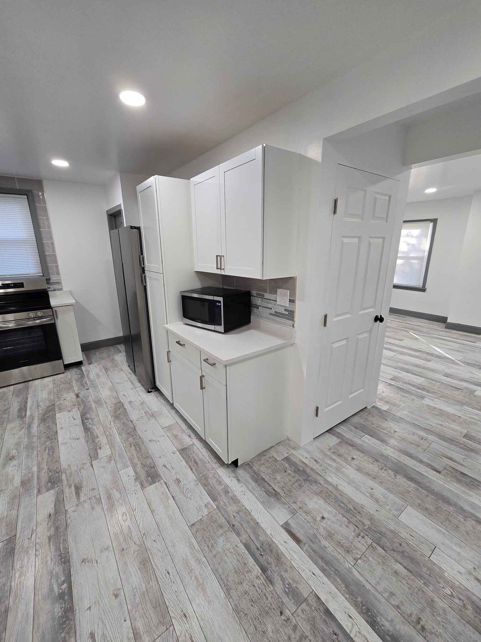 Building Photo - 1056 Geers Ave