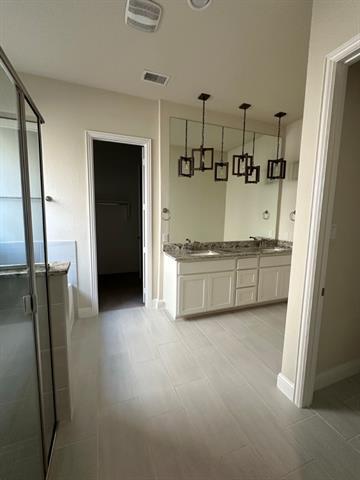 Building Photo - 3501 Clara Dr