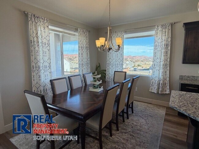 Building Photo - Beautiful Santa Clara Home