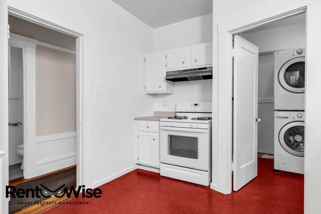 Building Photo - 790-792 9th Ave. San Francisco