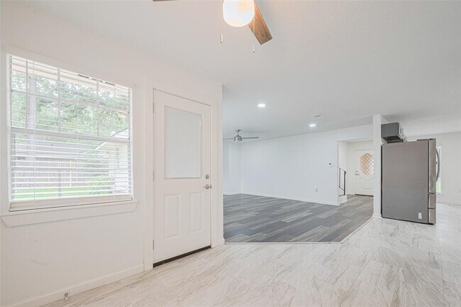 Building Photo - 5303 Lookout Mountain Dr