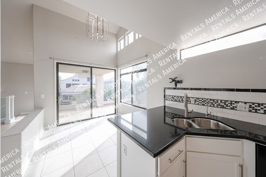 Building Photo - 7400 E Gainey Club Dr