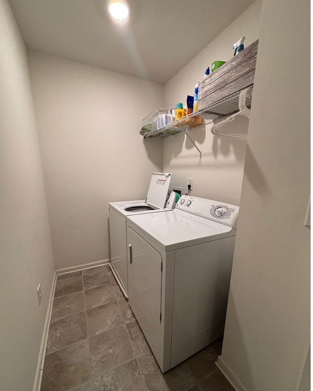 Building Photo - 2402 Fitts Dr