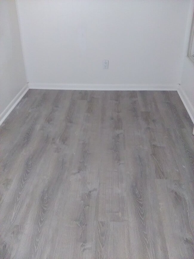 Building Photo - 2 bedroom apartment for rent
