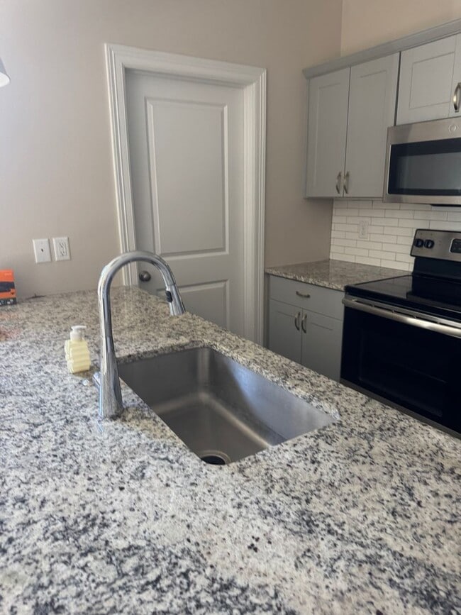 Building Photo - CUTE HOME IN RUSTON