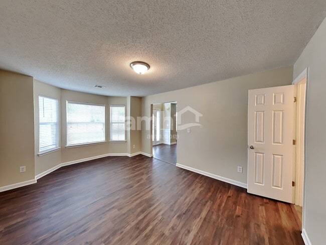 Building Photo - 4909 Lilly Stem Dr
