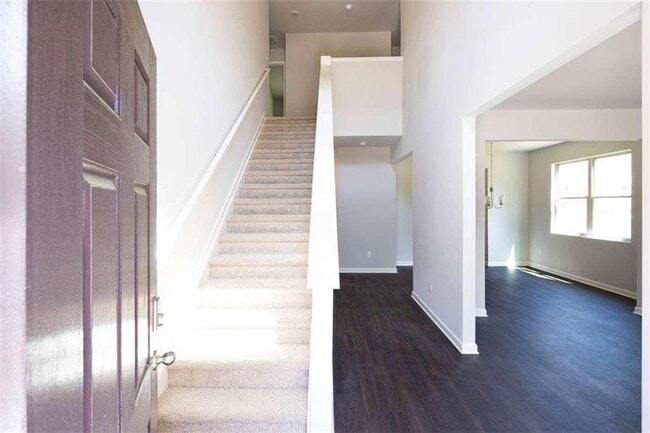 Building Photo - 1494 Townsend Ct