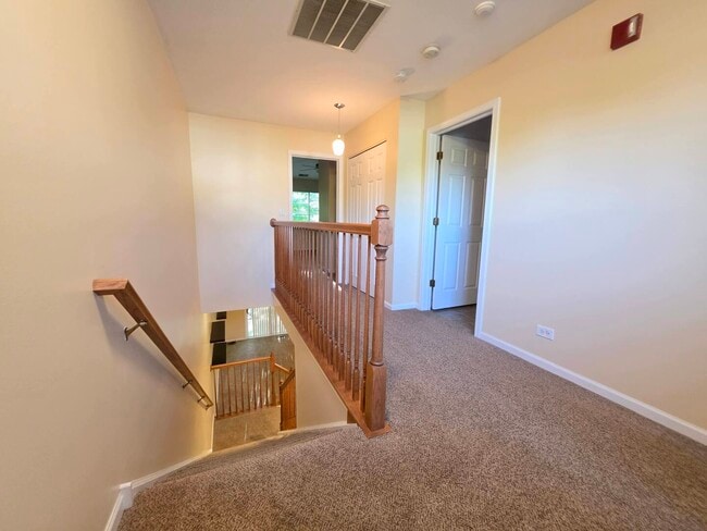 Building Photo - 3045 Kentshire Cir