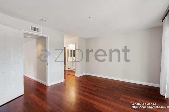 Building Photo - 3855 Carter Dr