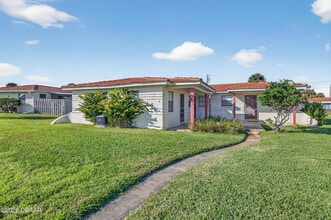 Building Photo - 11 Oriole Cir