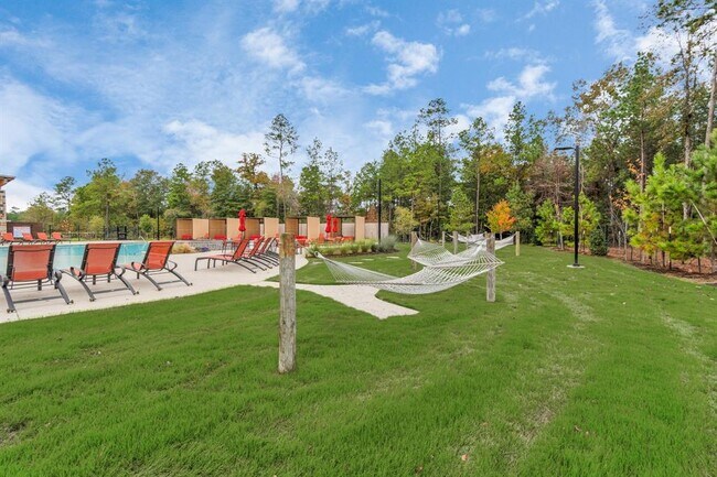 Building Photo - 14455 Cedar Ledge Ln